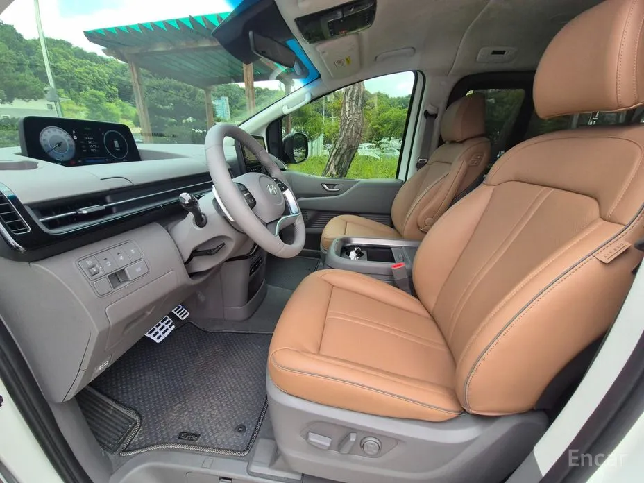 Фото 8 - Hyundai Staria