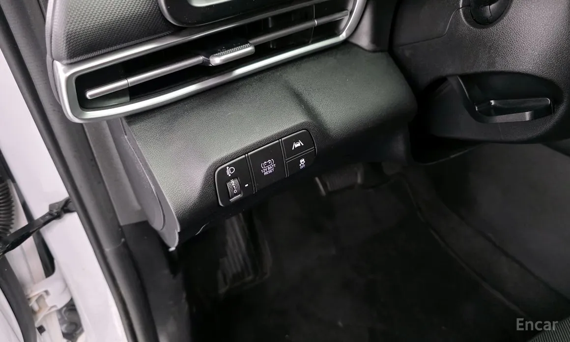 Photo 16 - Hyundai Avante