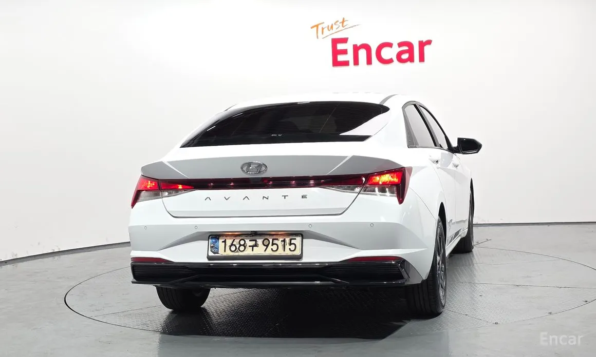 Photo 4 - Hyundai Avante