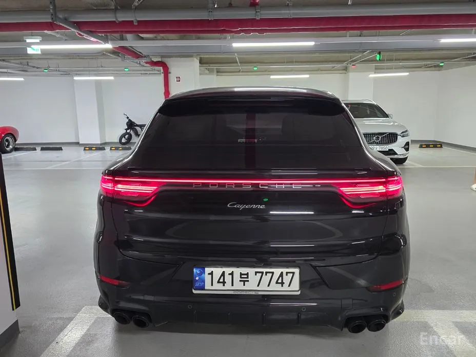 Фото 5 - Porsche Cayenne