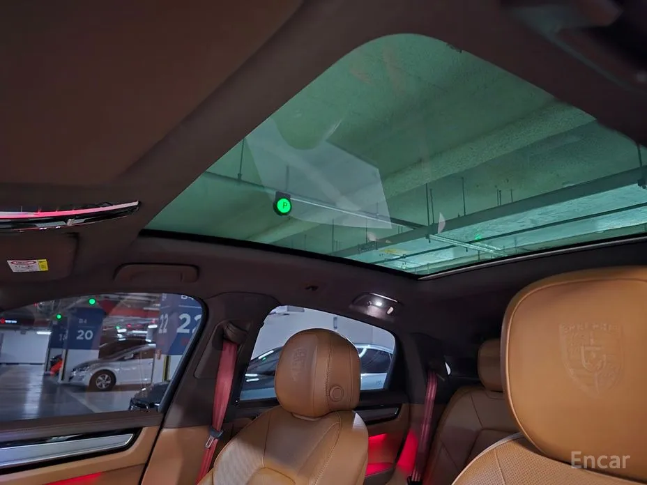 Фото 9 - Porsche Cayenne