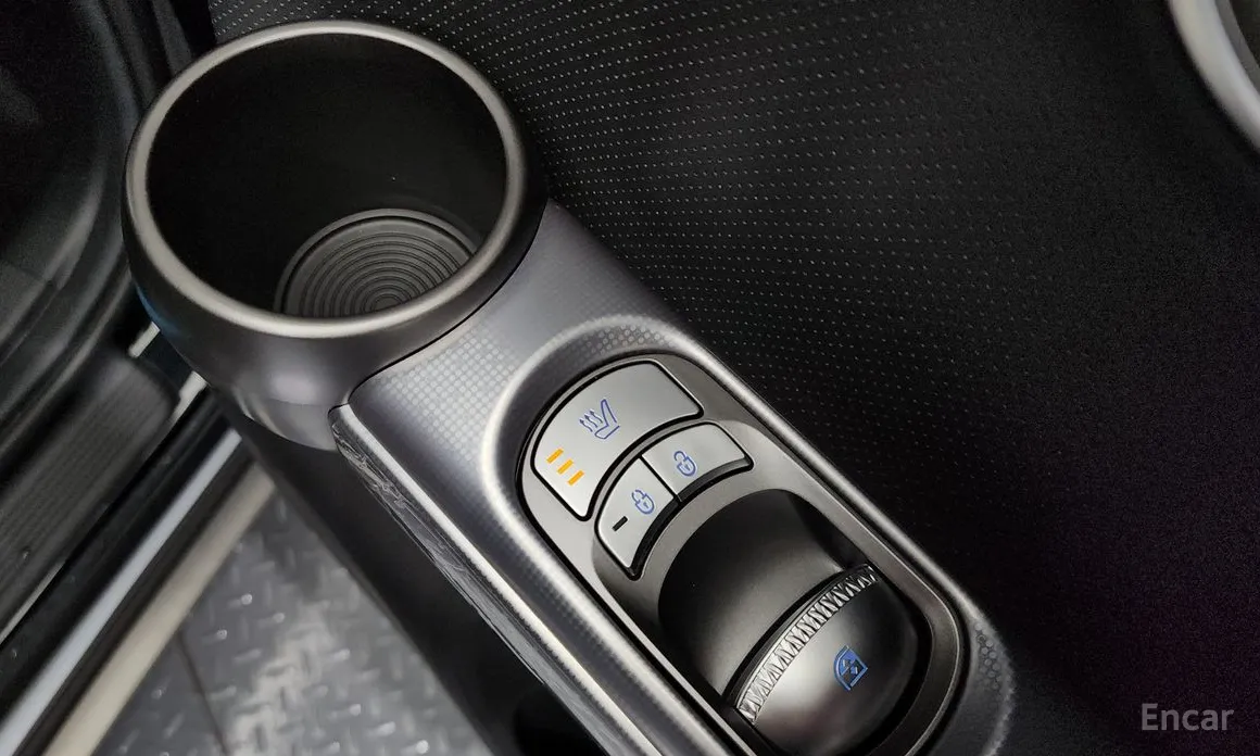 Фото 19 - Genesis GV60