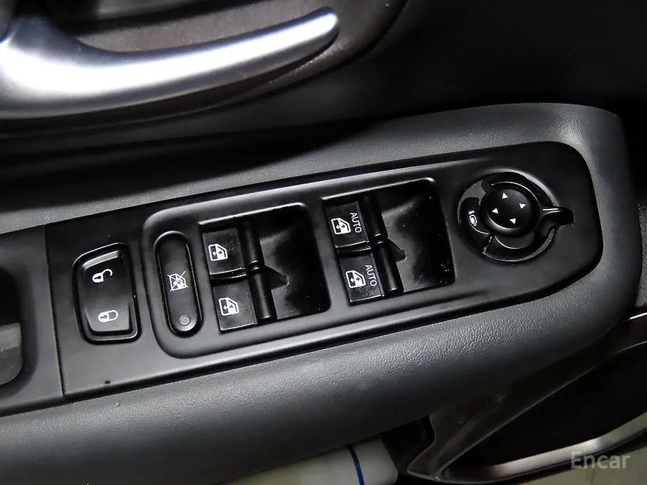 Фото 12 - Jeep Renegade