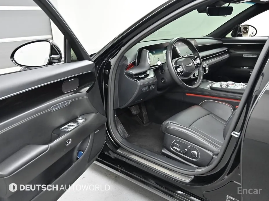 Фото 11 - Genesis G90