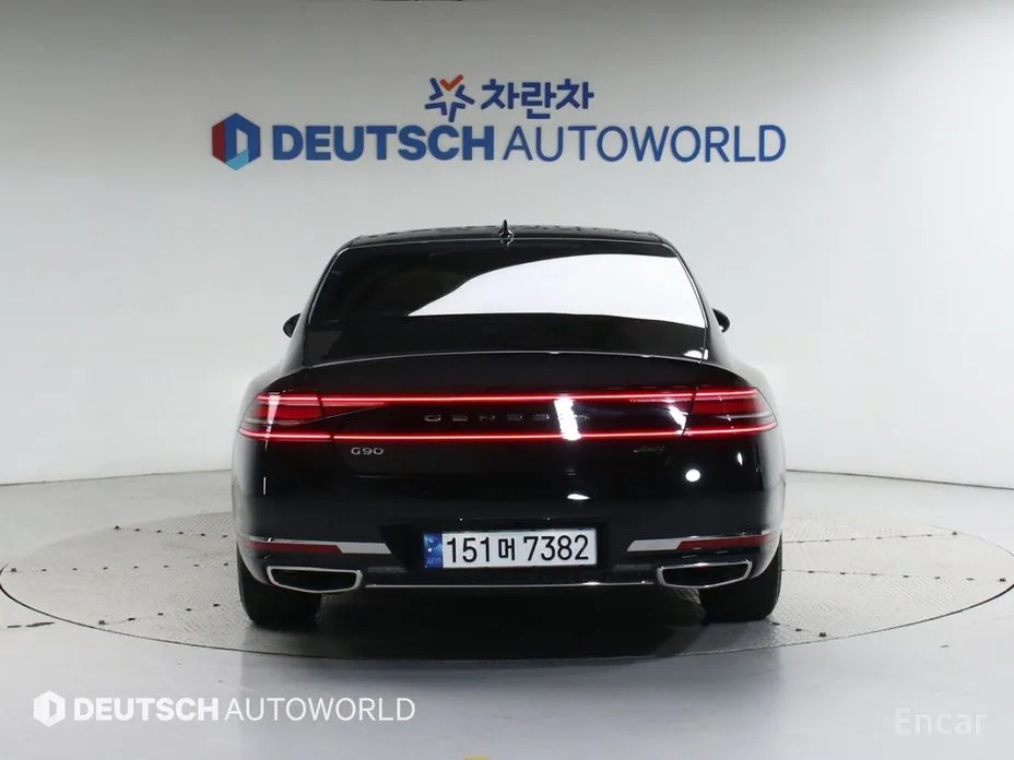 Фото 4 - Genesis G90