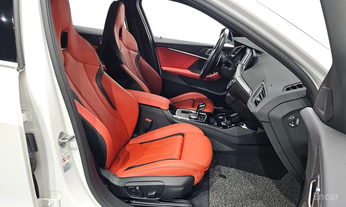 Фото 12 - BMW 1 Series