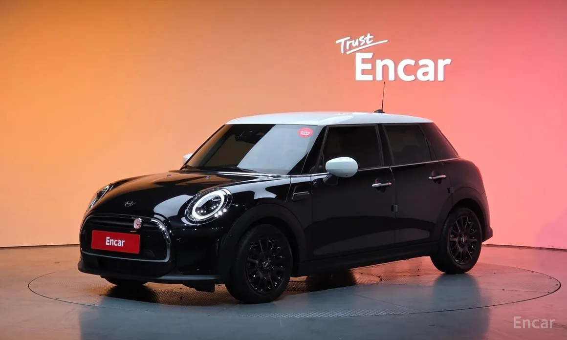 Фото 1 - Mini Cooper