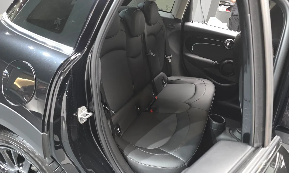 Фото 12 - Mini Cooper