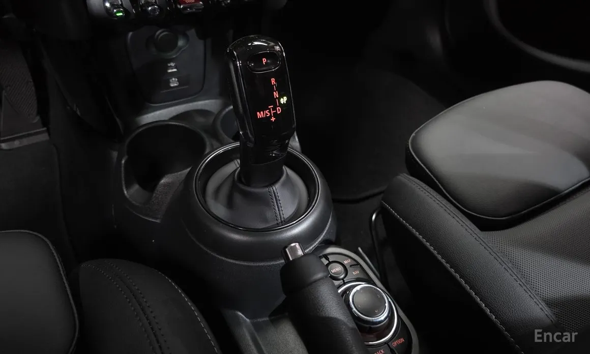 Фото 9 - Mini Cooper