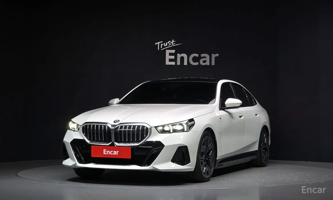 Фото 1 - BMW 5 Series