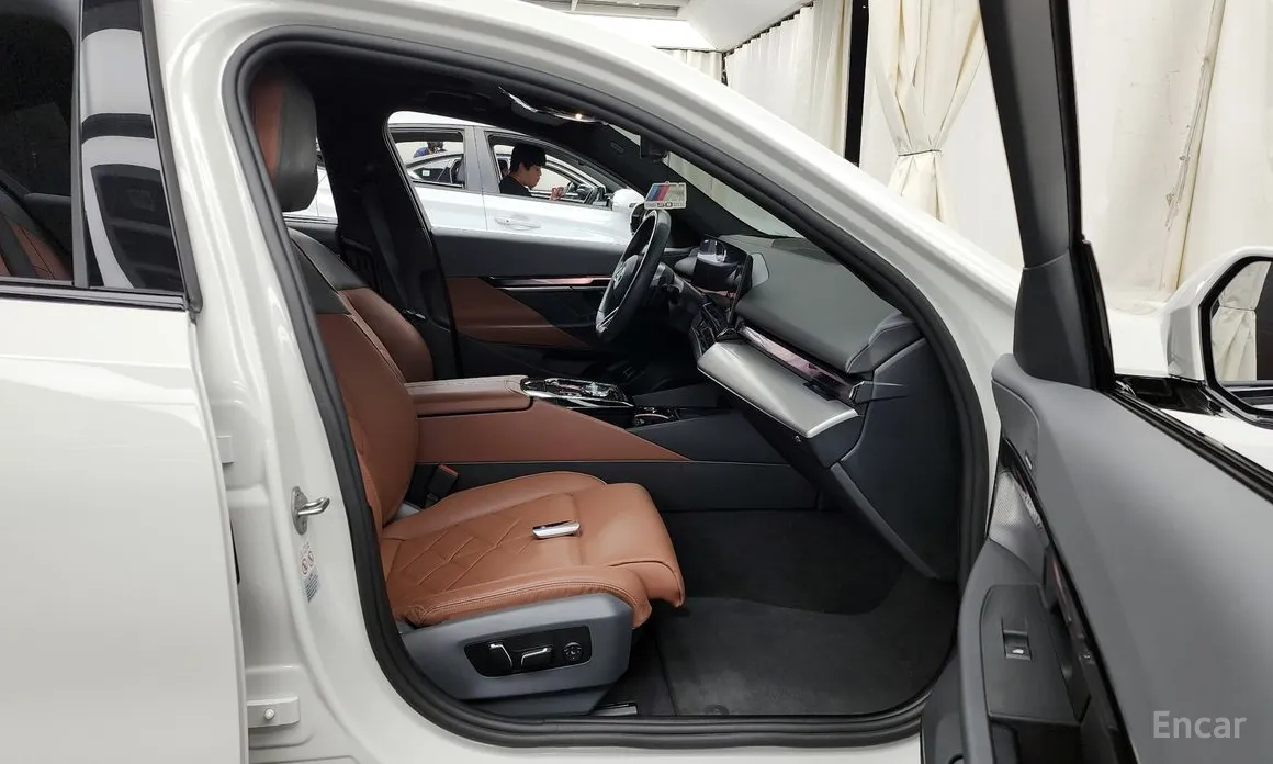 Фото 11 - BMW 5 Series