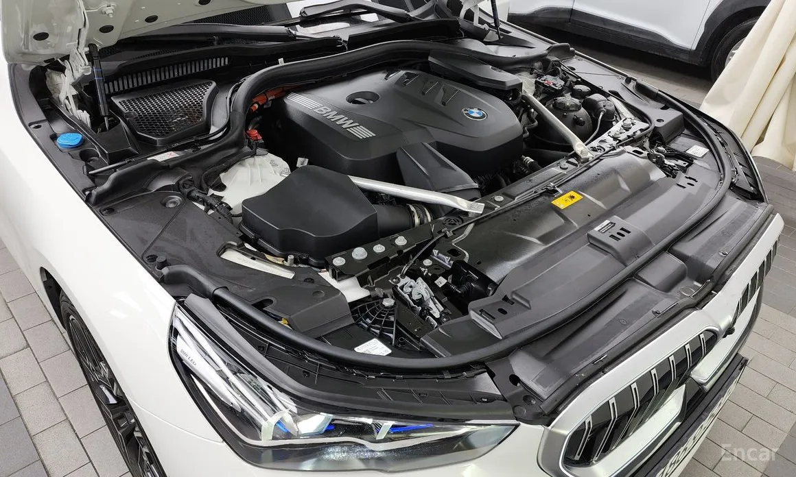 Фото 6 - BMW 5 Series