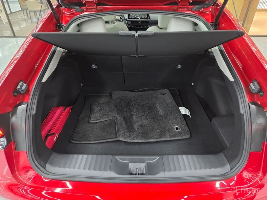 Фото 17 - Toyota Prius