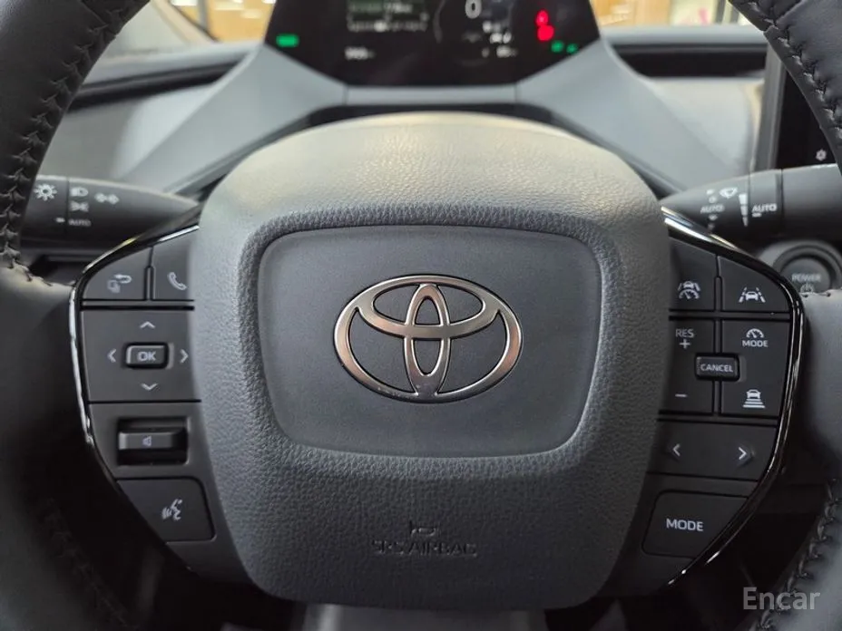 Фото 6 - Toyota Prius