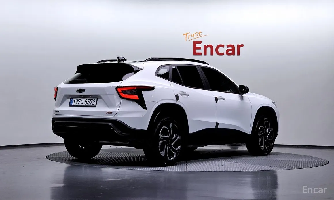 Фото 2 - Chevrolet Trax