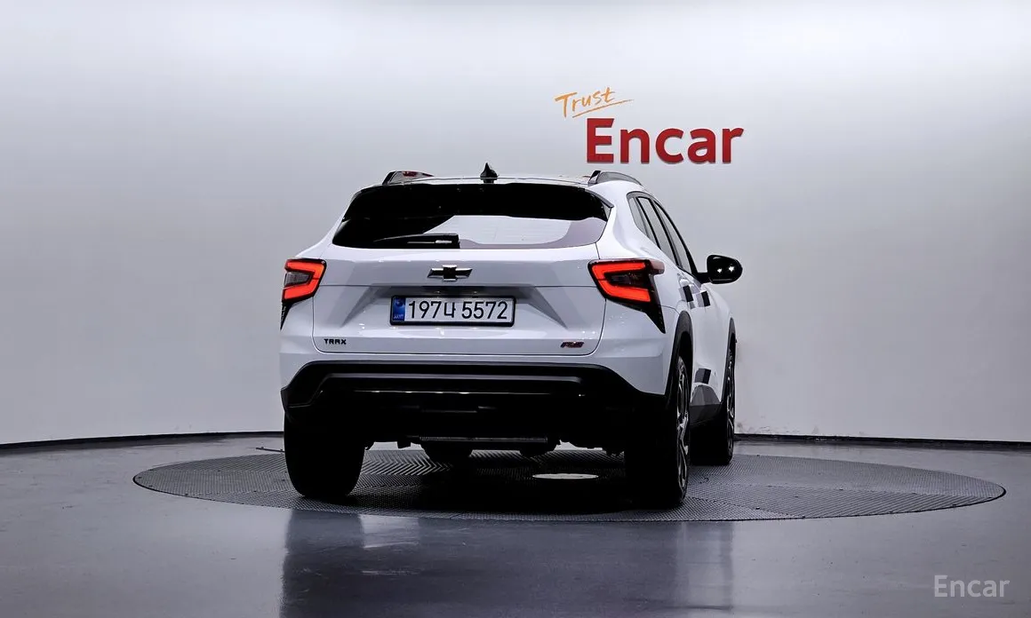 Фото 4 - Chevrolet Trax