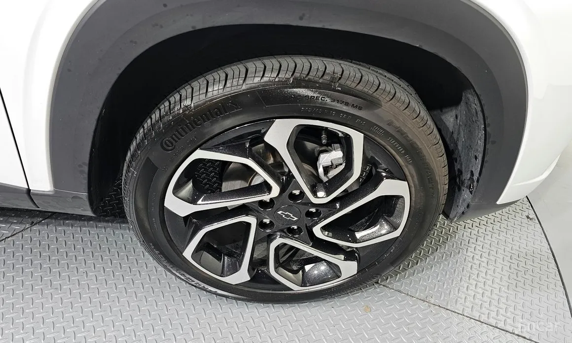 Фото 5 - Chevrolet Trax