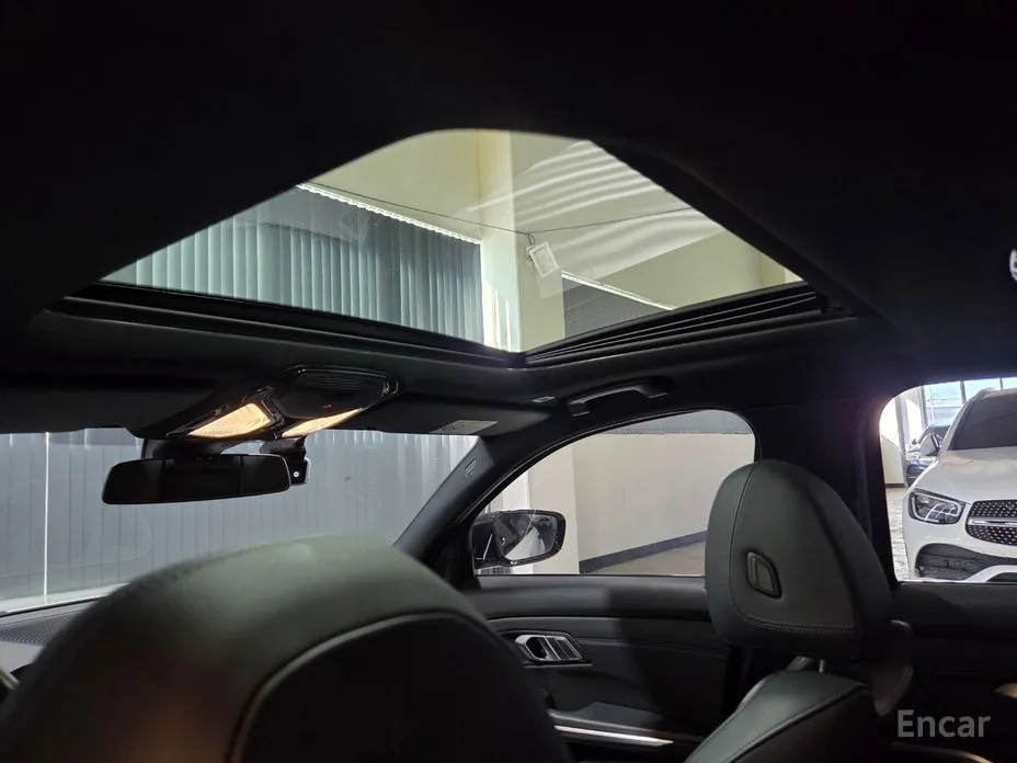 Фото 14 - BMW 3 Series