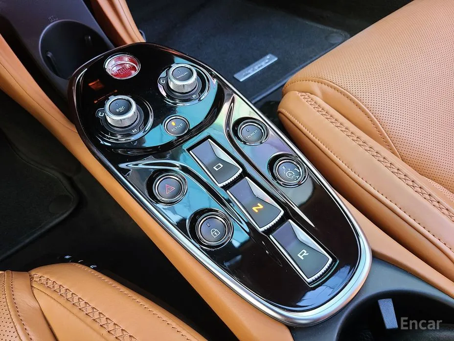 Фото 13 - McLaren GT