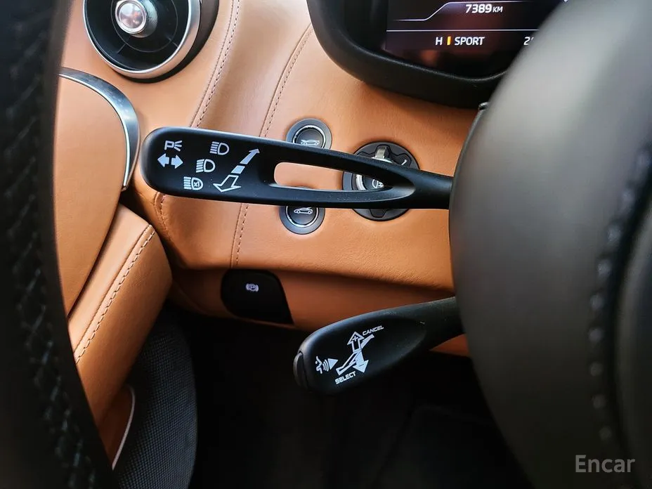 Фото 15 - McLaren GT