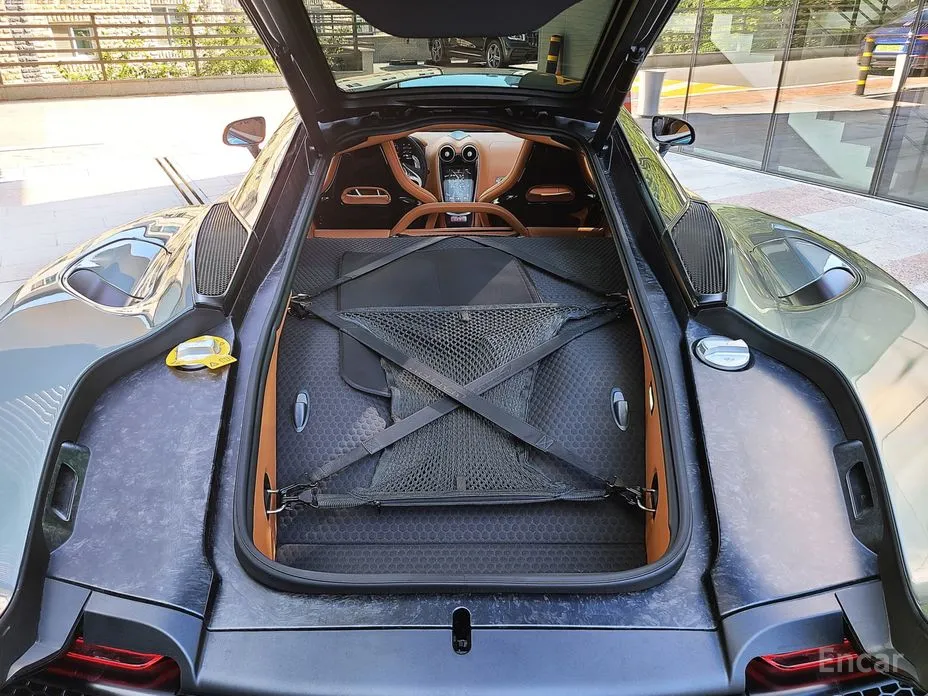 Фото 19 - McLaren GT