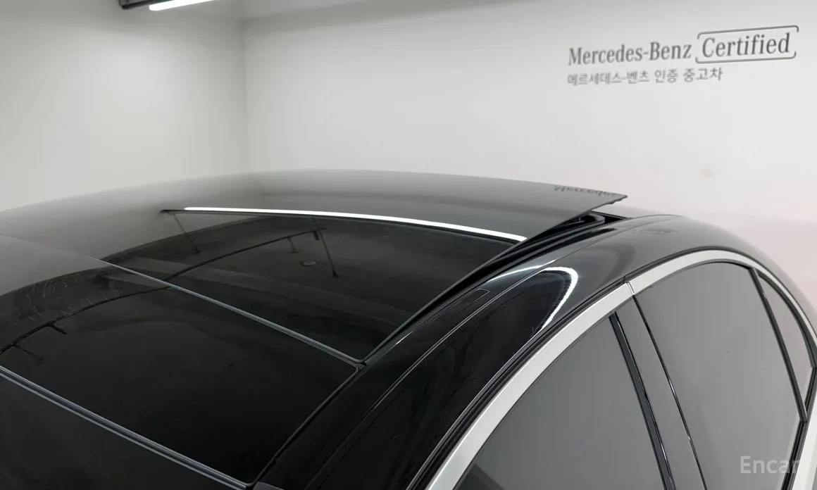 Фото 12 - Mercedes-Benz E-Class