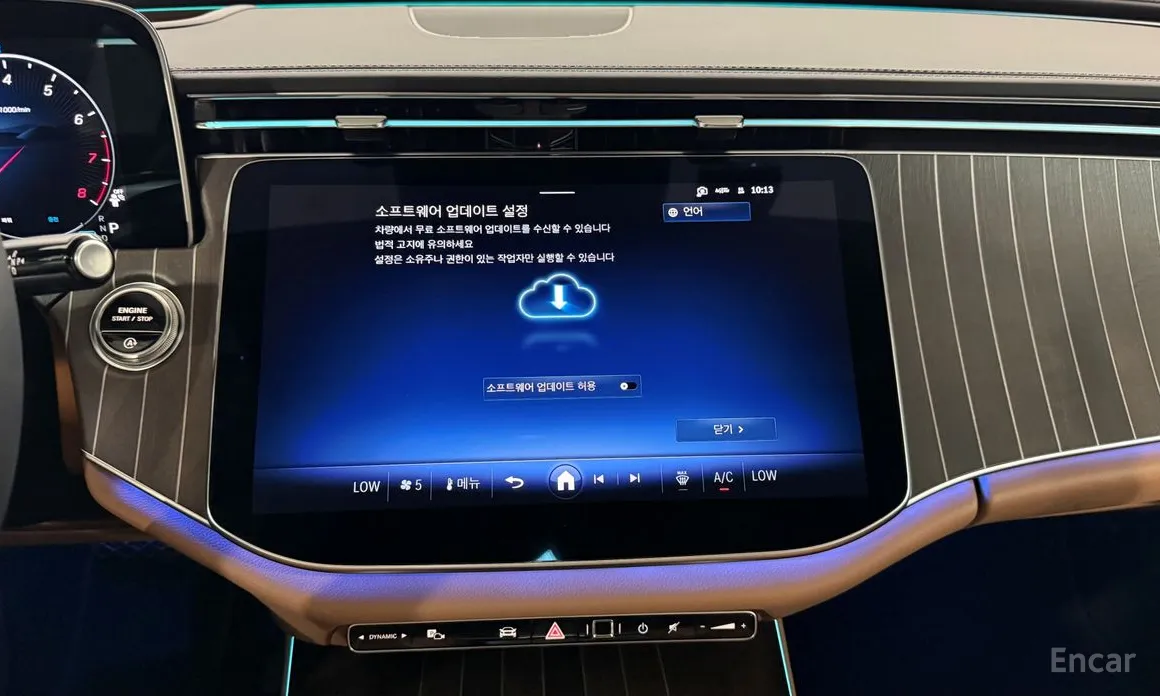 Фото 18 - Mercedes-Benz E-Class