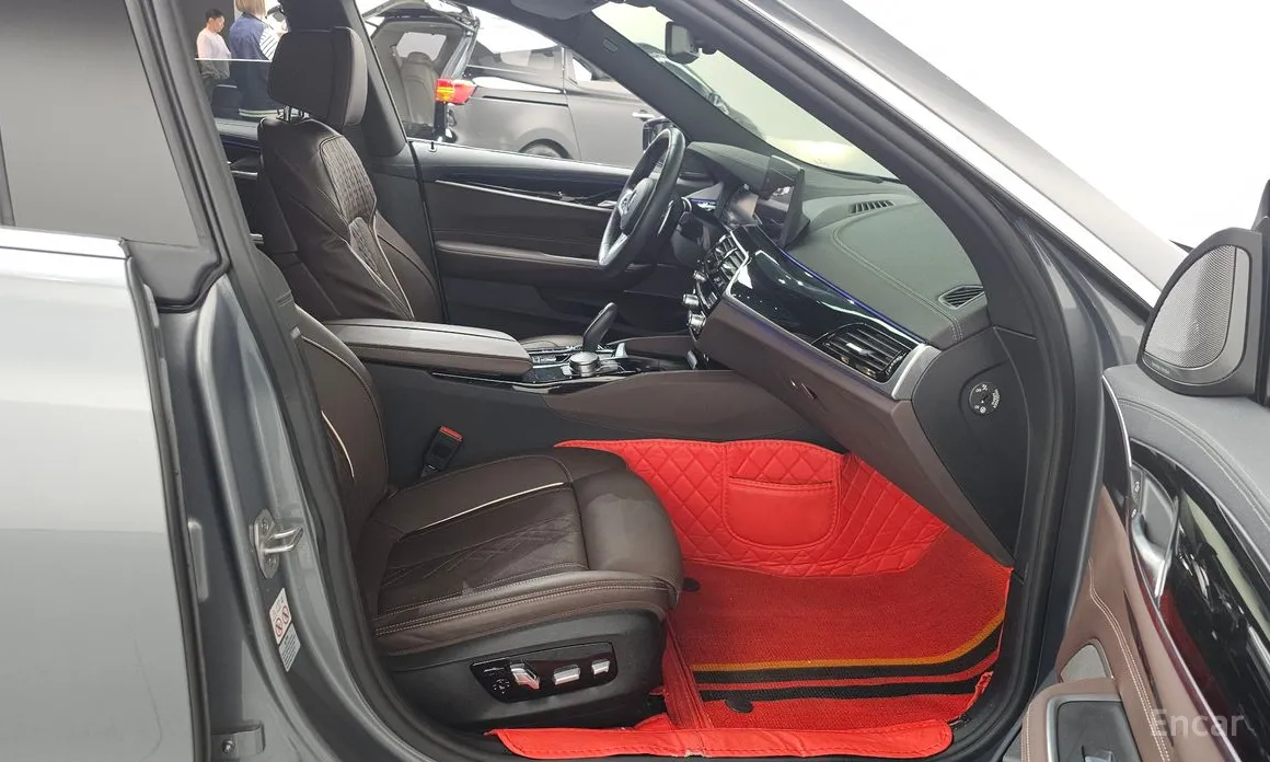 Фото 11 - BMW Gran Turismo