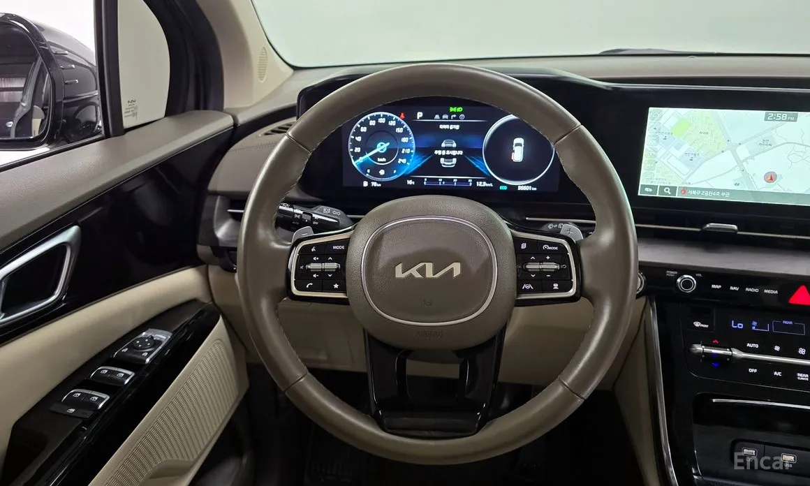 Фото 14 - Kia Carnival