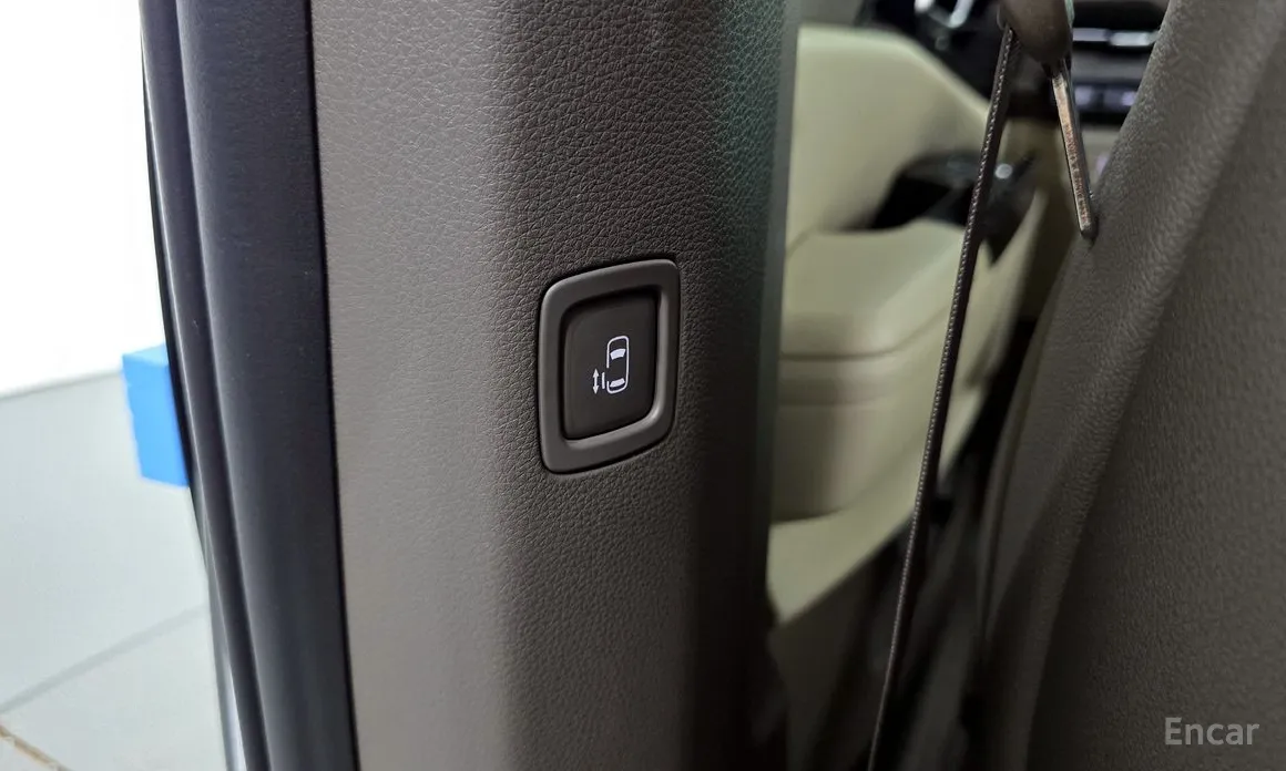 Фото 18 - Kia Carnival