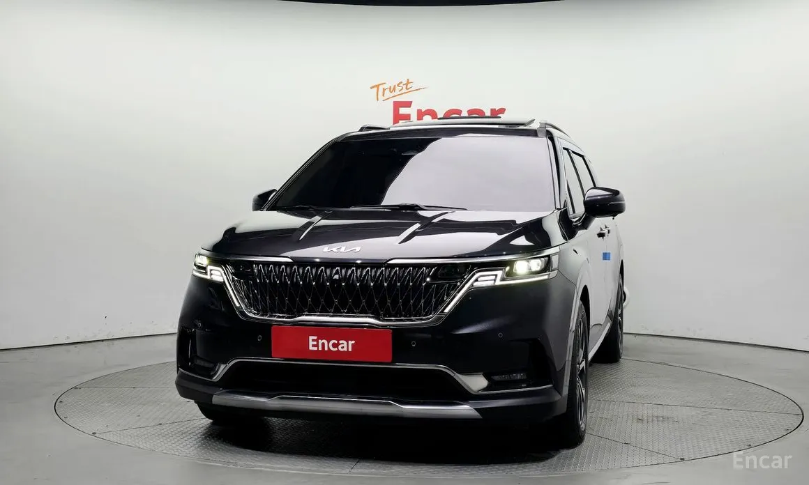 Фото 3 - Kia Carnival