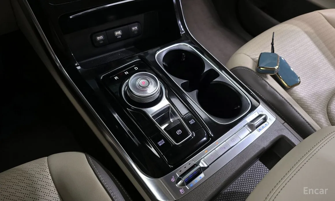 Фото 9 - Kia Carnival