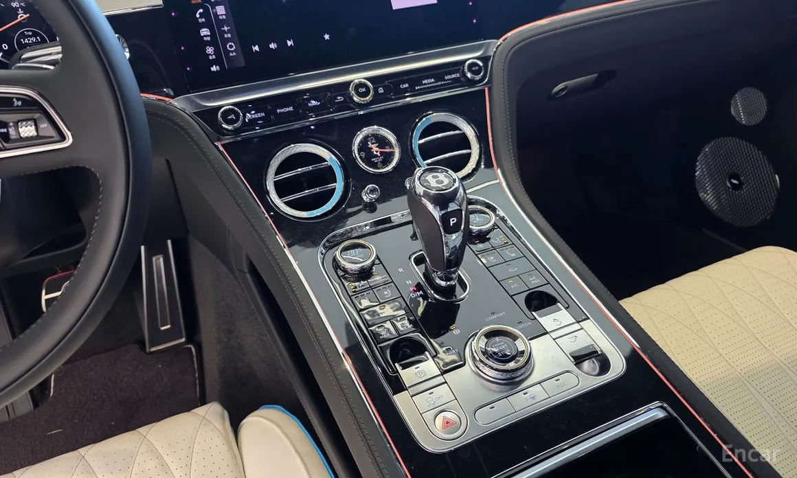 Фото 11 - Bentley Continental GT