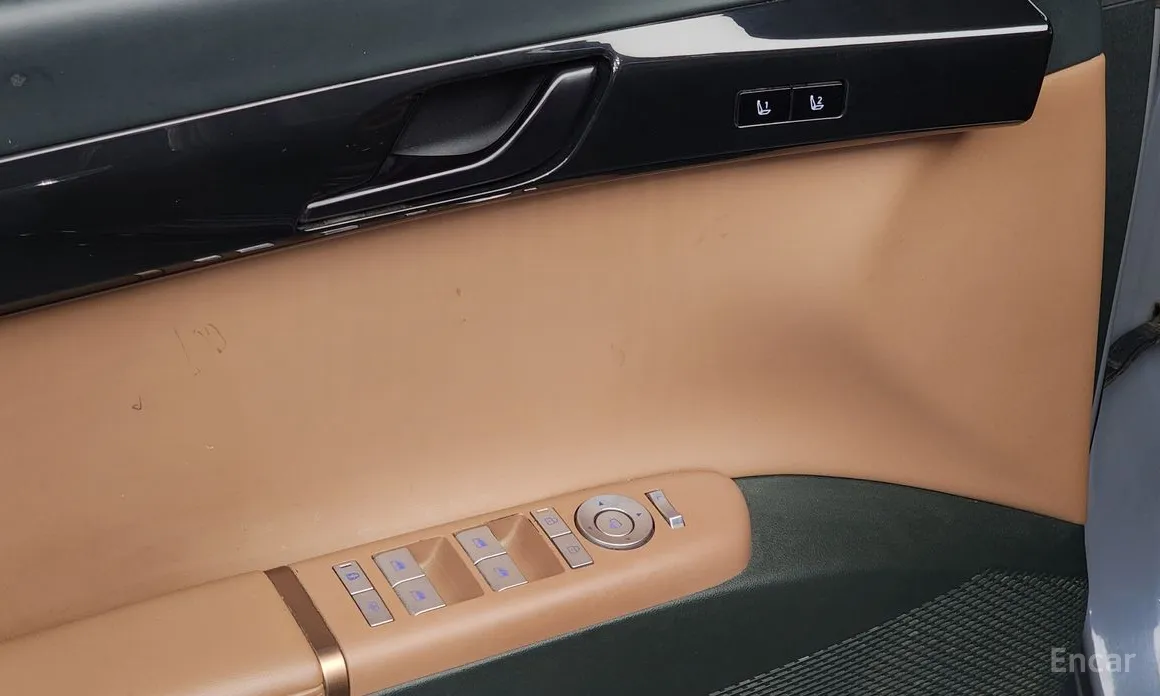 Фото 13 - Hyundai Grandeur