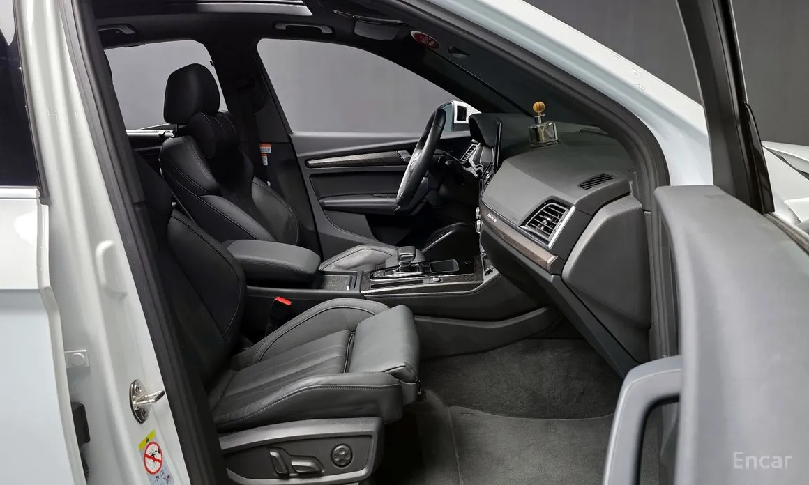 Фото 11 - Audi Q5