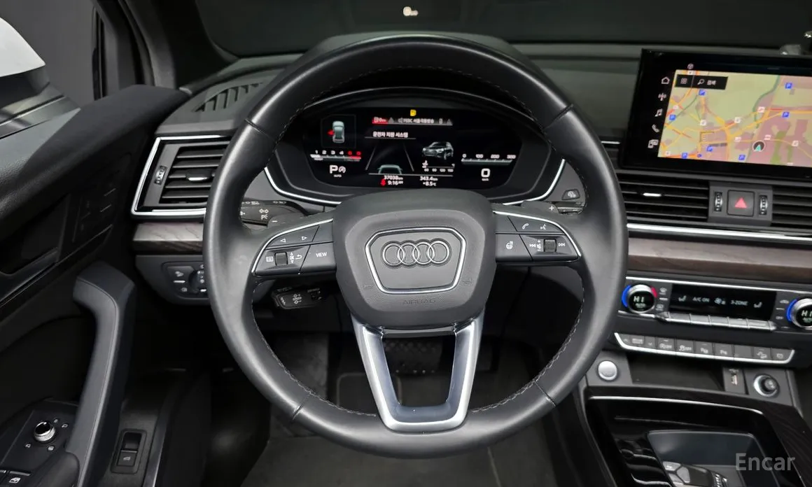 Фото 13 - Audi Q5