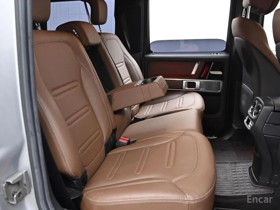 Фото 12 - Mercedes-Benz G-Class