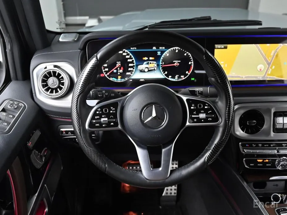 Фото 13 - Mercedes-Benz G-Class