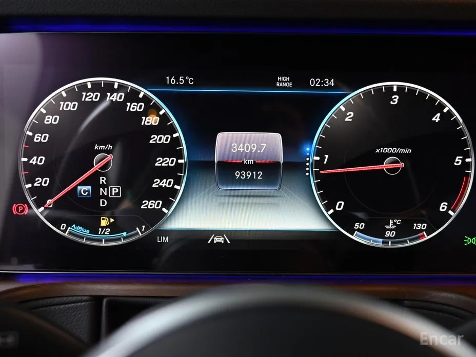 Фото 8 - Mercedes-Benz G-Class