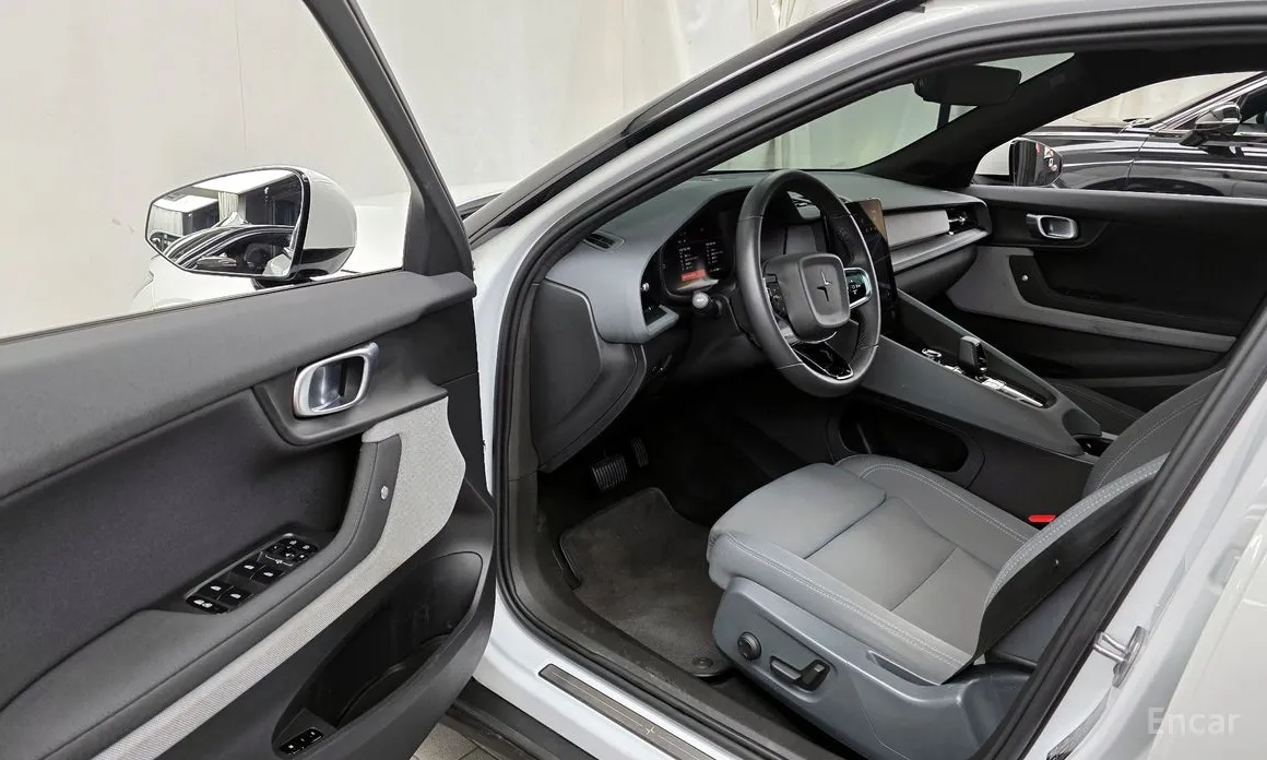 Фото 10 - Polestar 2