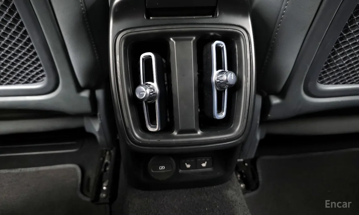 Фото 19 - Polestar 2