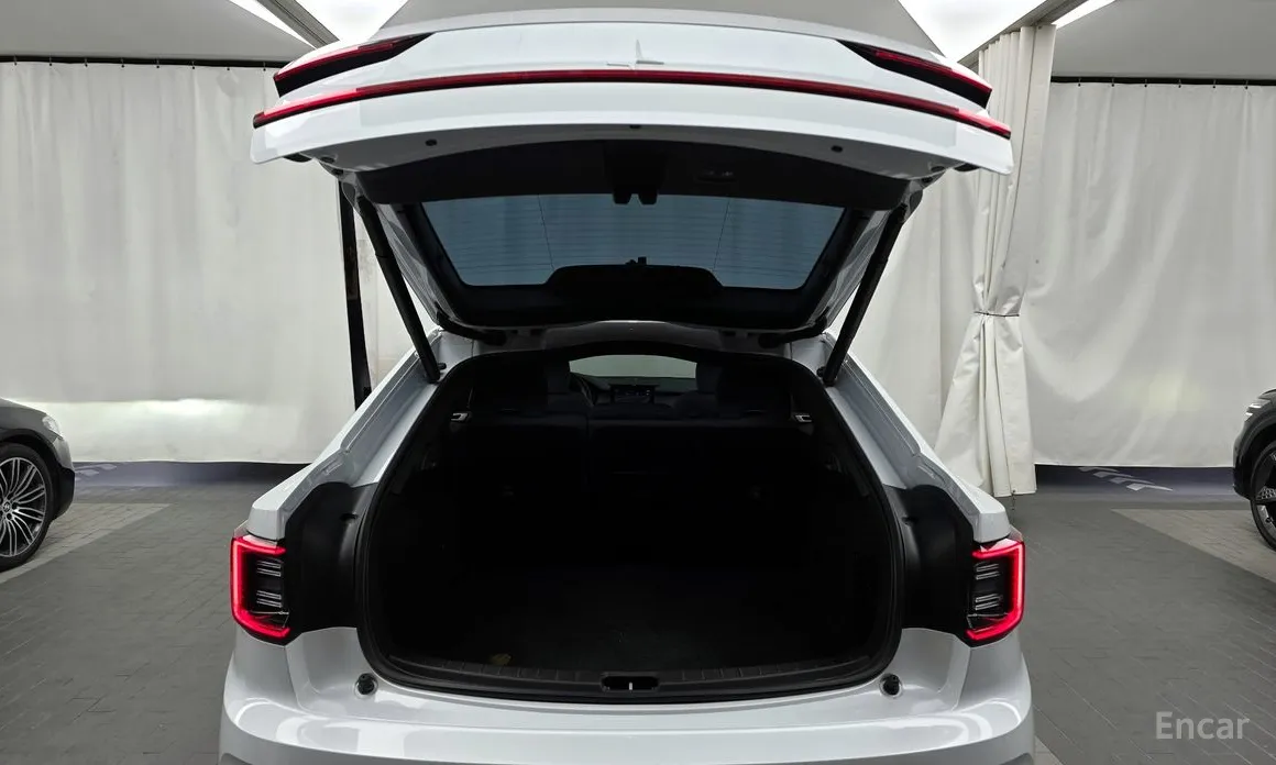 Фото 20 - Polestar 2