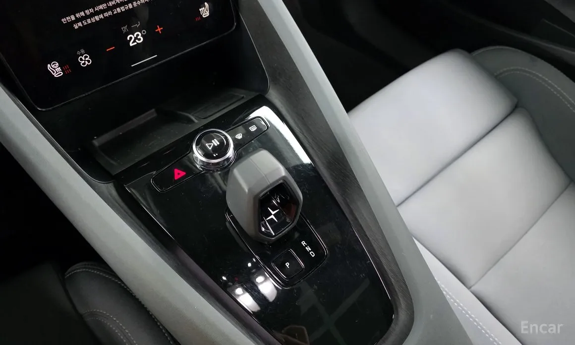 Фото 9 - Polestar 2