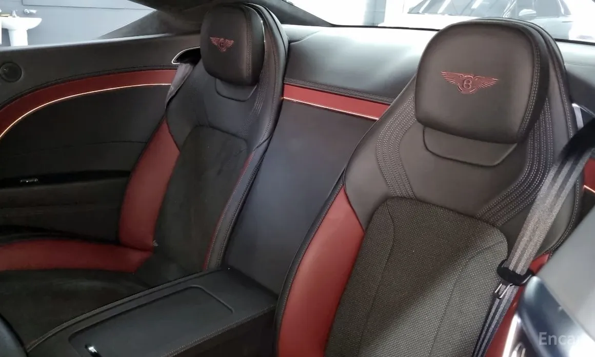 Фото 7 - Bentley Continental GT