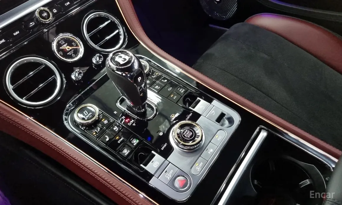 Фото 9 - Bentley Continental GT