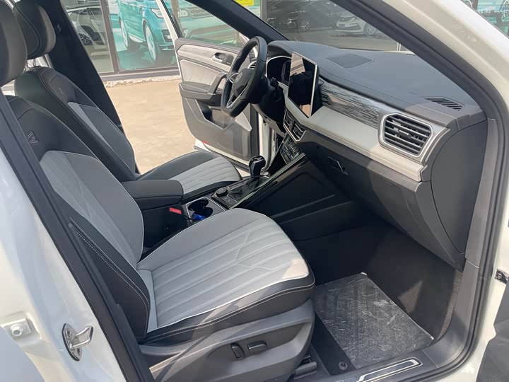 Фото 11 - Volkswagen Tayron