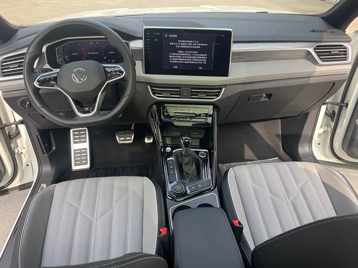 Фото 18 - Volkswagen Tayron