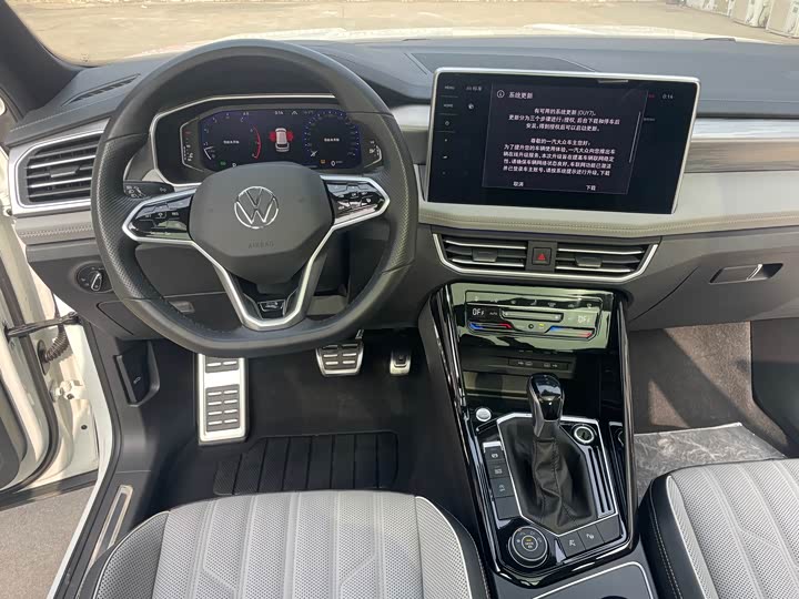 Фото 19 - Volkswagen Tayron