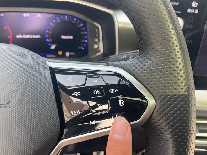 Фото 20 - Volkswagen Tayron