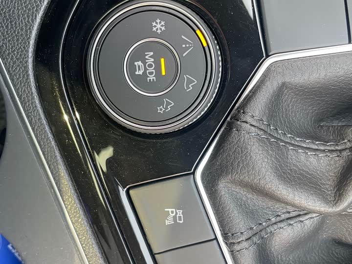 Фото 23 - Volkswagen Tayron